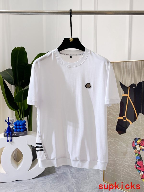 Moncler Luxury Cloth