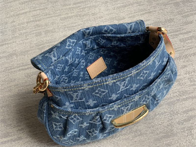 PHA - LOV Bags - 038