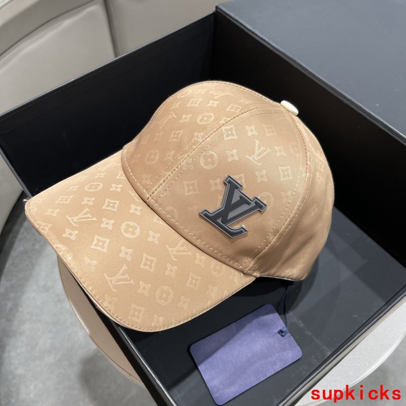 Louis Vuitton Luxury Cap