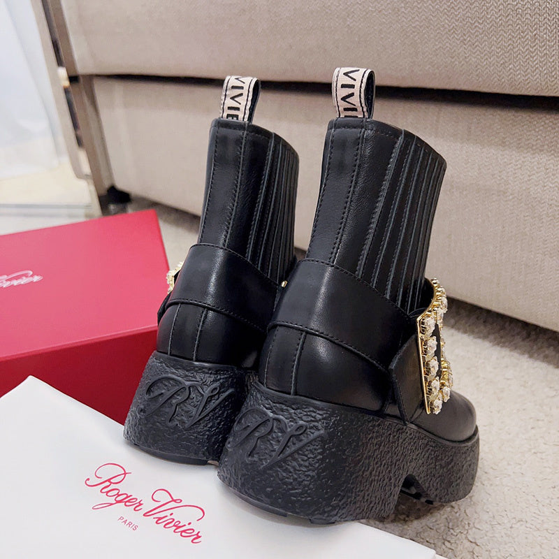 Roger Vivier Luxury Shoes