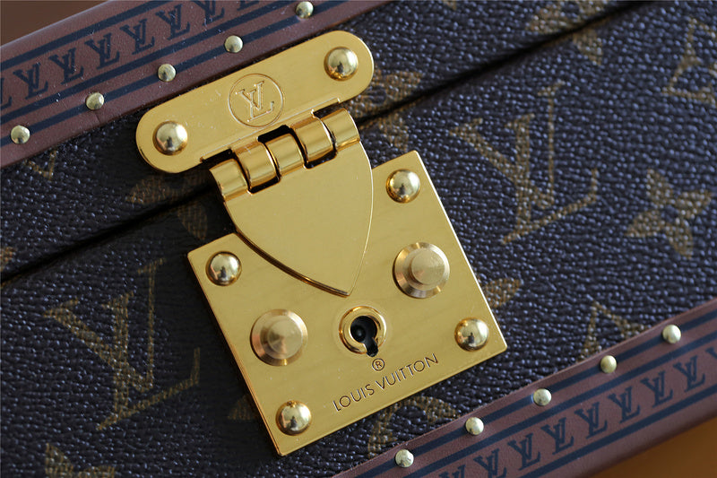 I W Fashion Lu-Vi bags - 11344