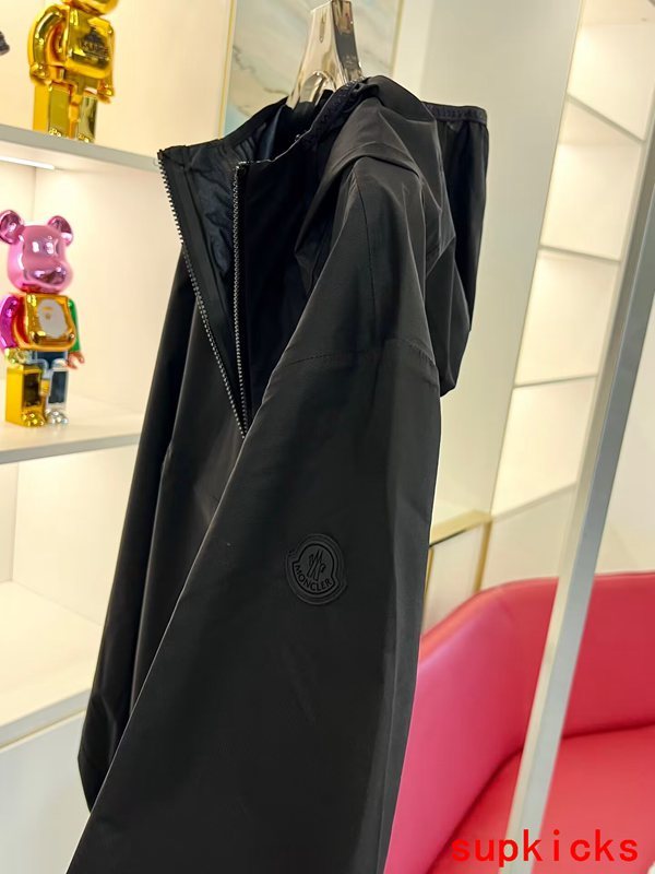 Moncler Luxury Cloth