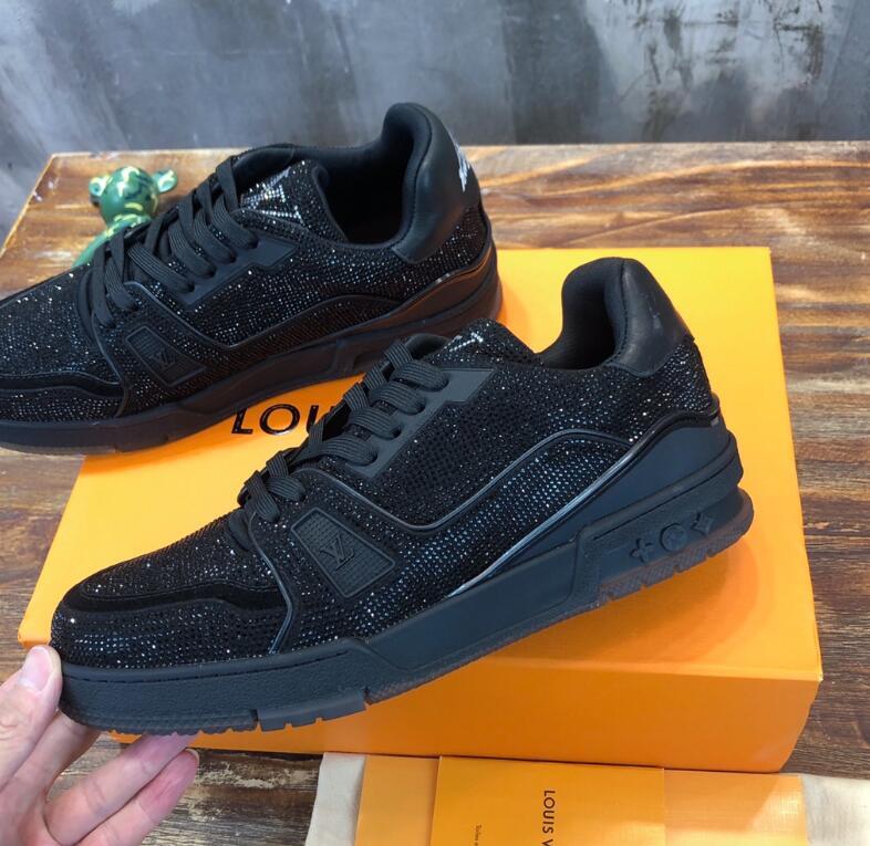 Chloe’s Picks - LOV Men Shoes - 807
