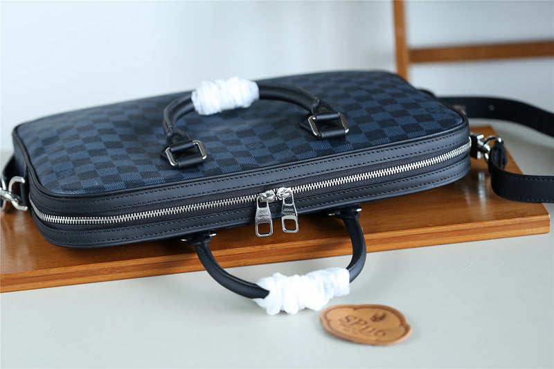I W Fashion Lu-Vi bags - 9876