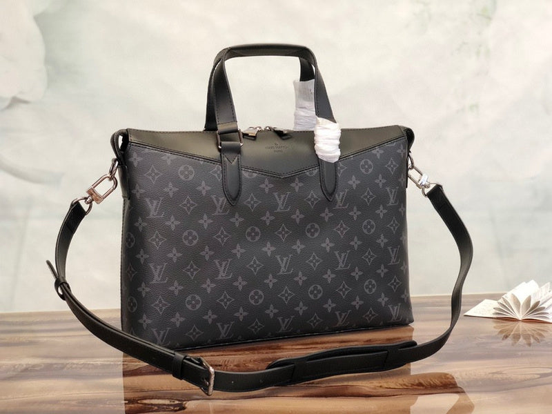 I W Fashion Lu-Vi bags - 17439
