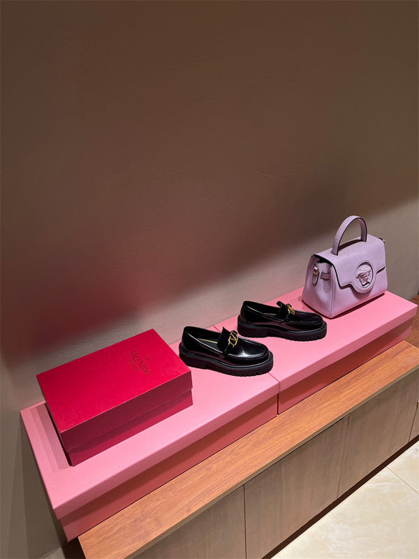 Valentino GARAVANI Luxury Shoes