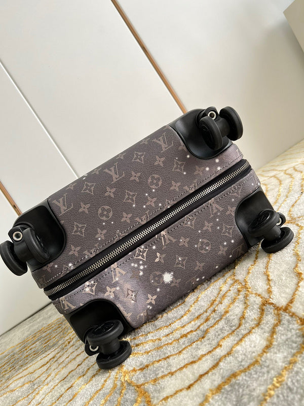 I W Fashion Lu-Vi bags - 11376