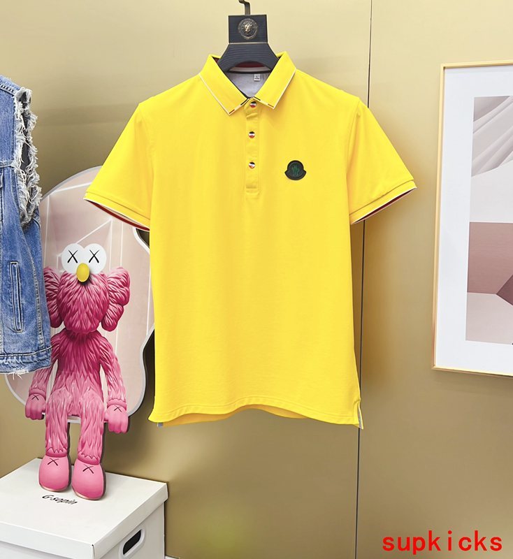 Moncler Luxury Cloth
