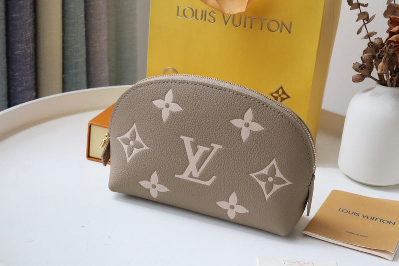 I W Fashion Lu-Vi bags - 17374