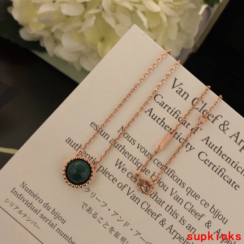Van Cleef & Arples Jewelry