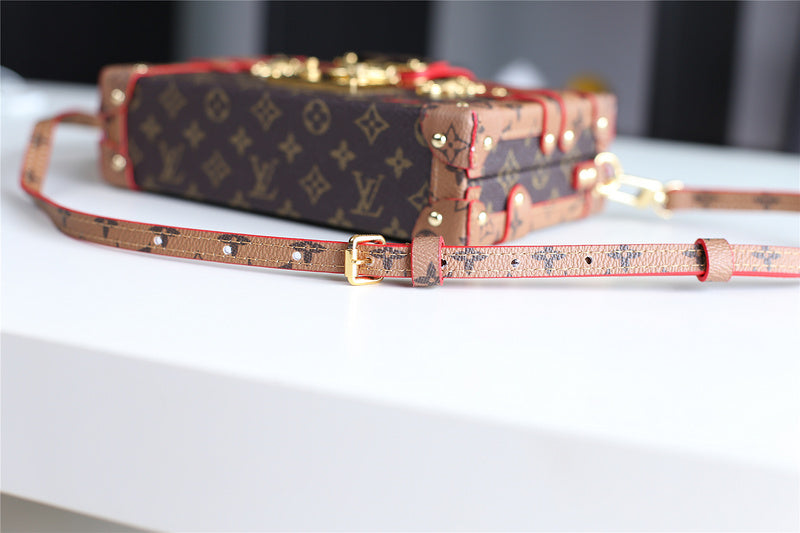 I W Fashion Lu-Vi bags - 8220