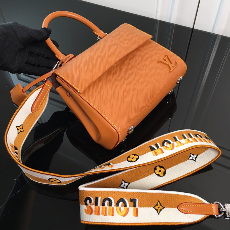 I W Fashion Lu-Vi bags - 17243