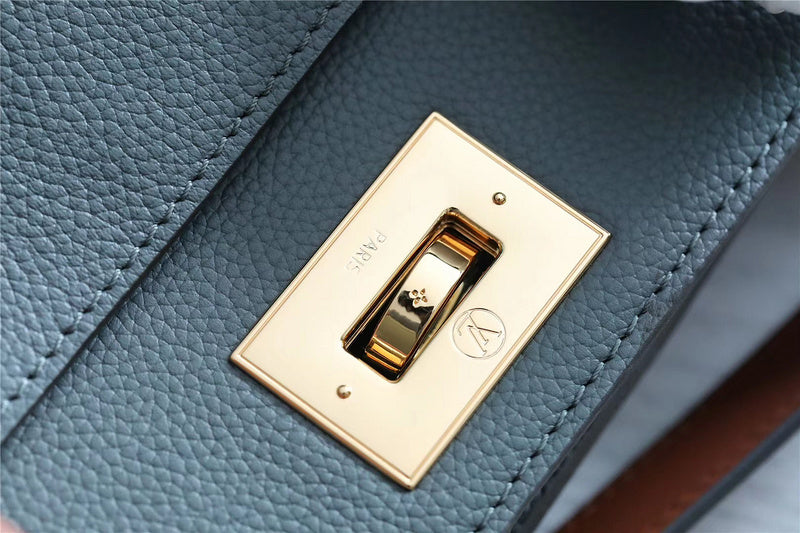 I W Fashion Lu-Vi bags - 8623