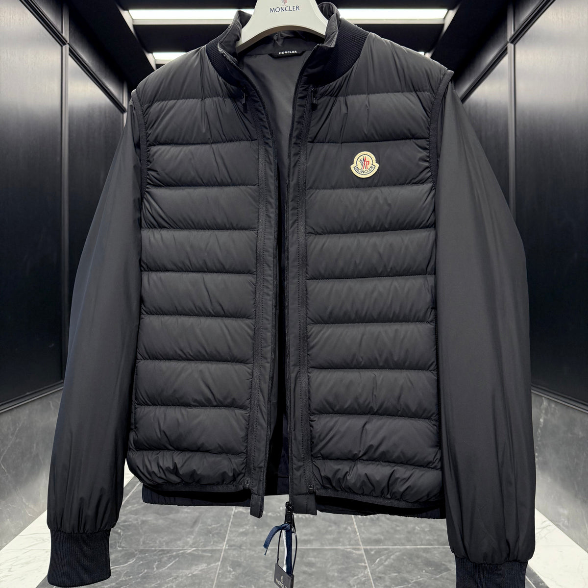MONC VERNEY JACKET