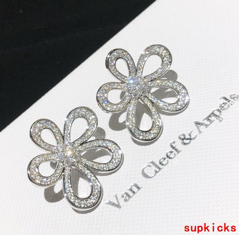 Van Cleef & Arples Jewelry