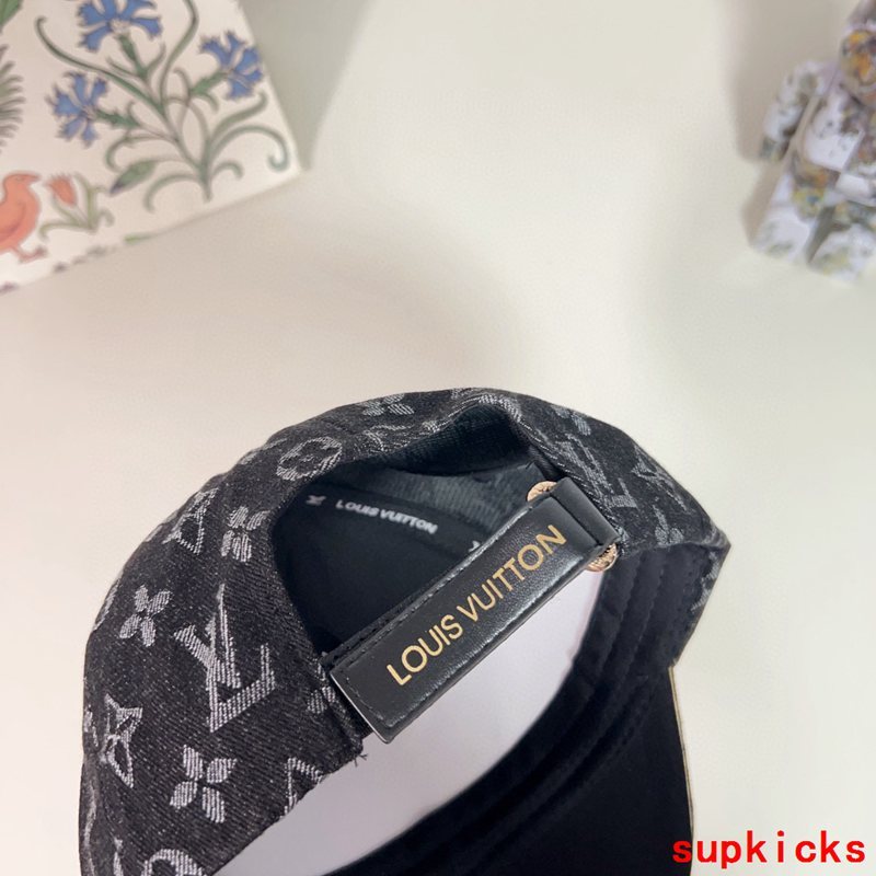 Louis Vuitton Luxury Cap