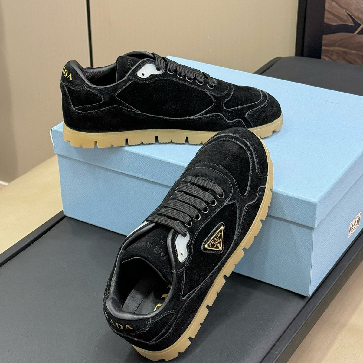 PD SNEAKER