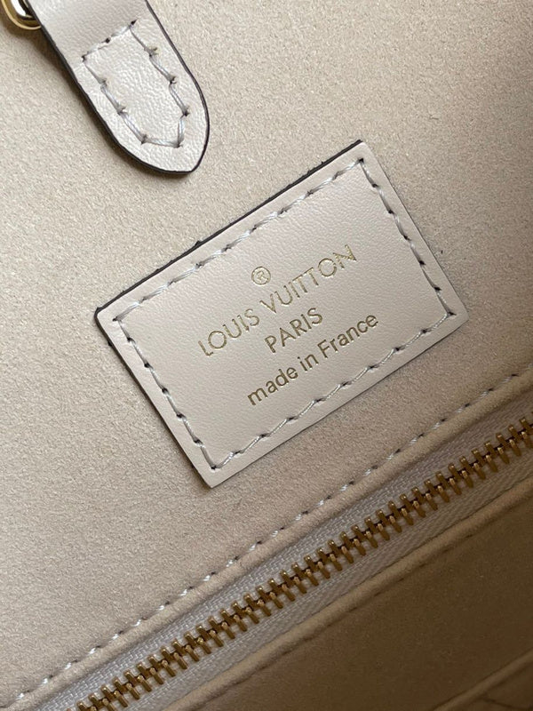 I W Fashion Lu-Vi bags - 17163