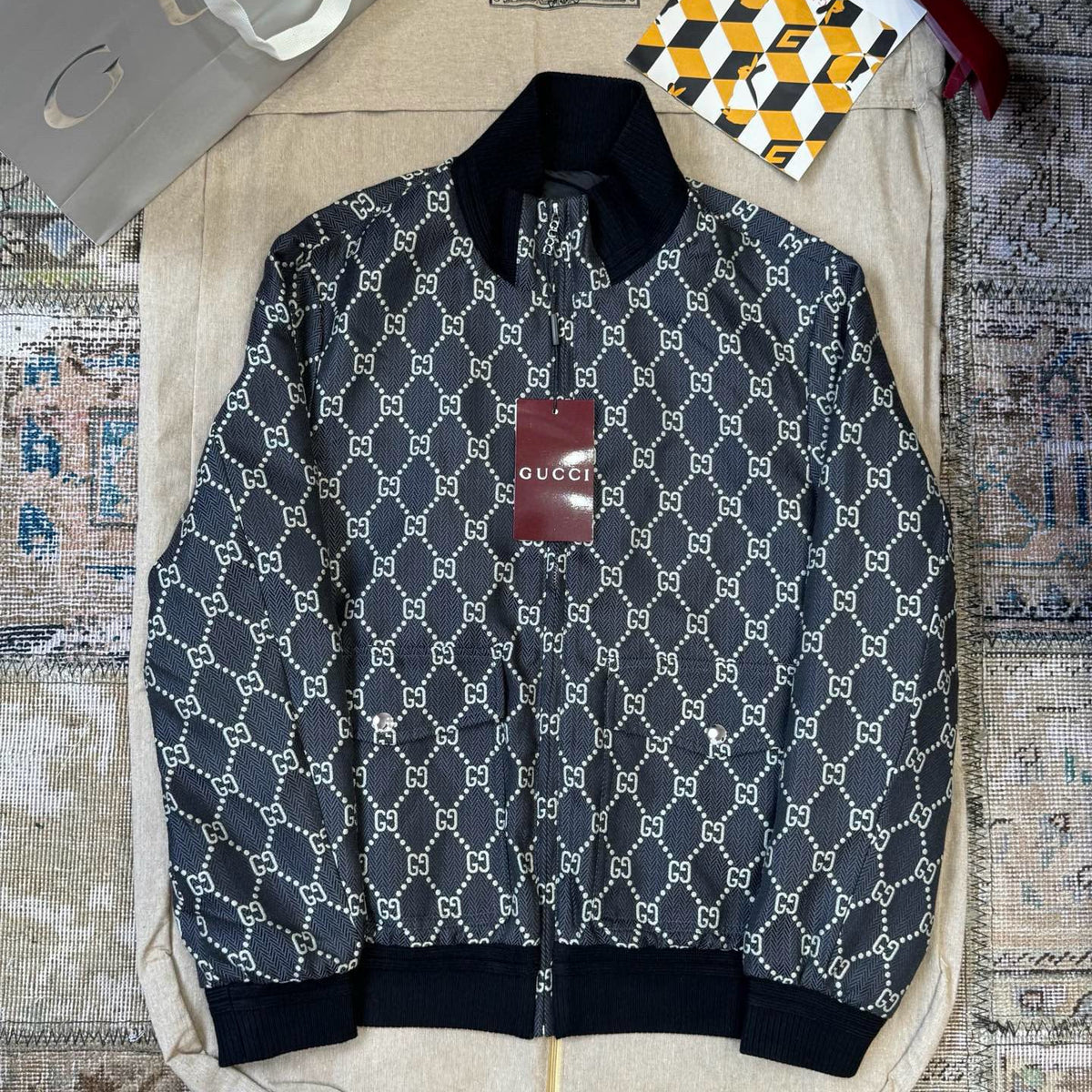 GG BOMBER JACKET