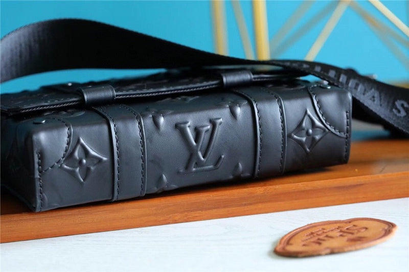 I W Fashion Lu-Vi bags - 10037
