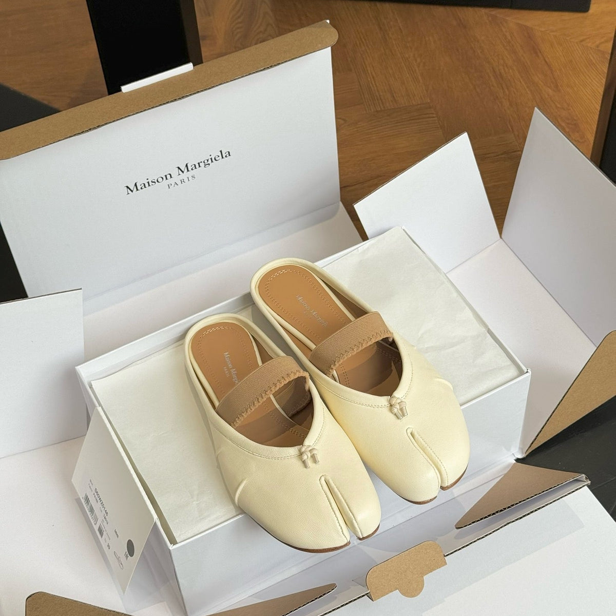 MAISON M TABI BALLET FLATS