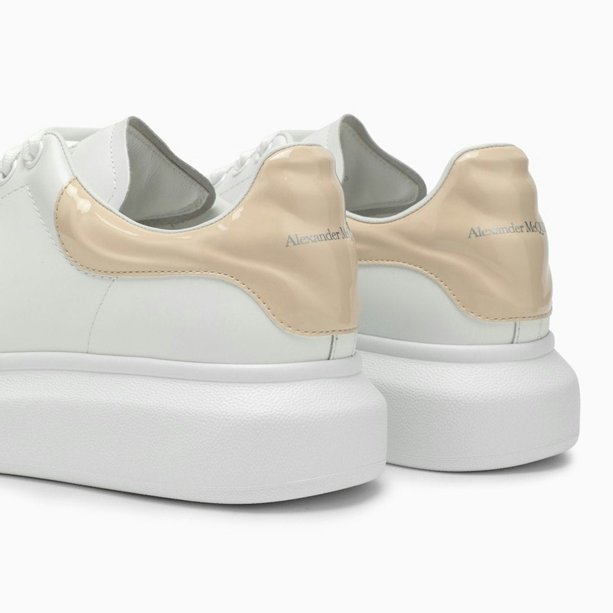 WHITE AND OYSTER OVERSIZED SNEAKERS