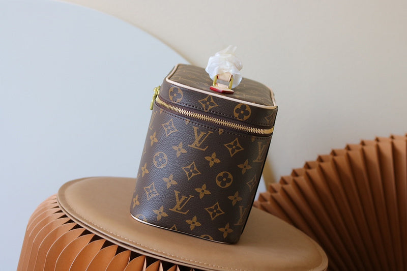 I W Fashion Lu-Vi Bags - 16980
