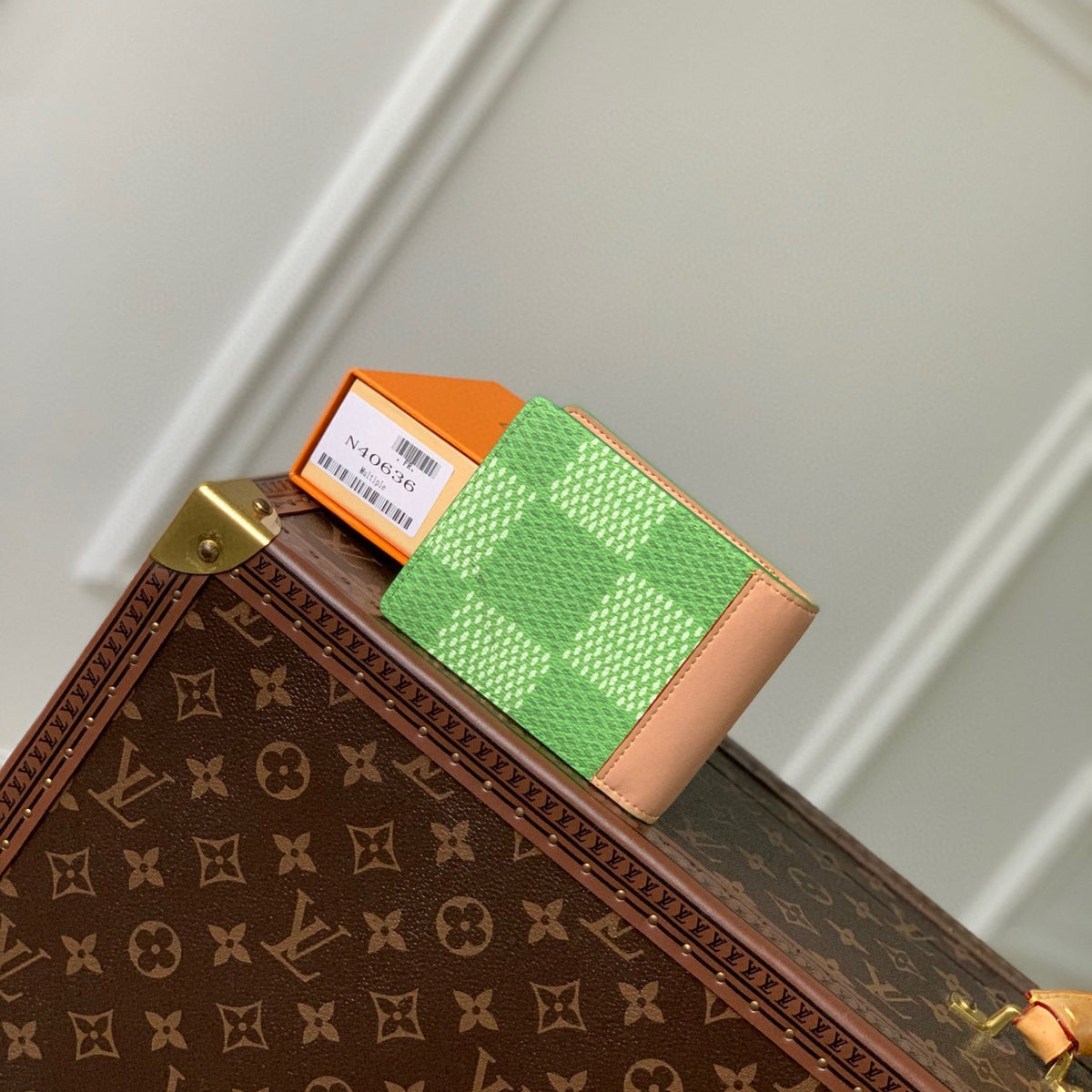 LOU SLENDER WALLET