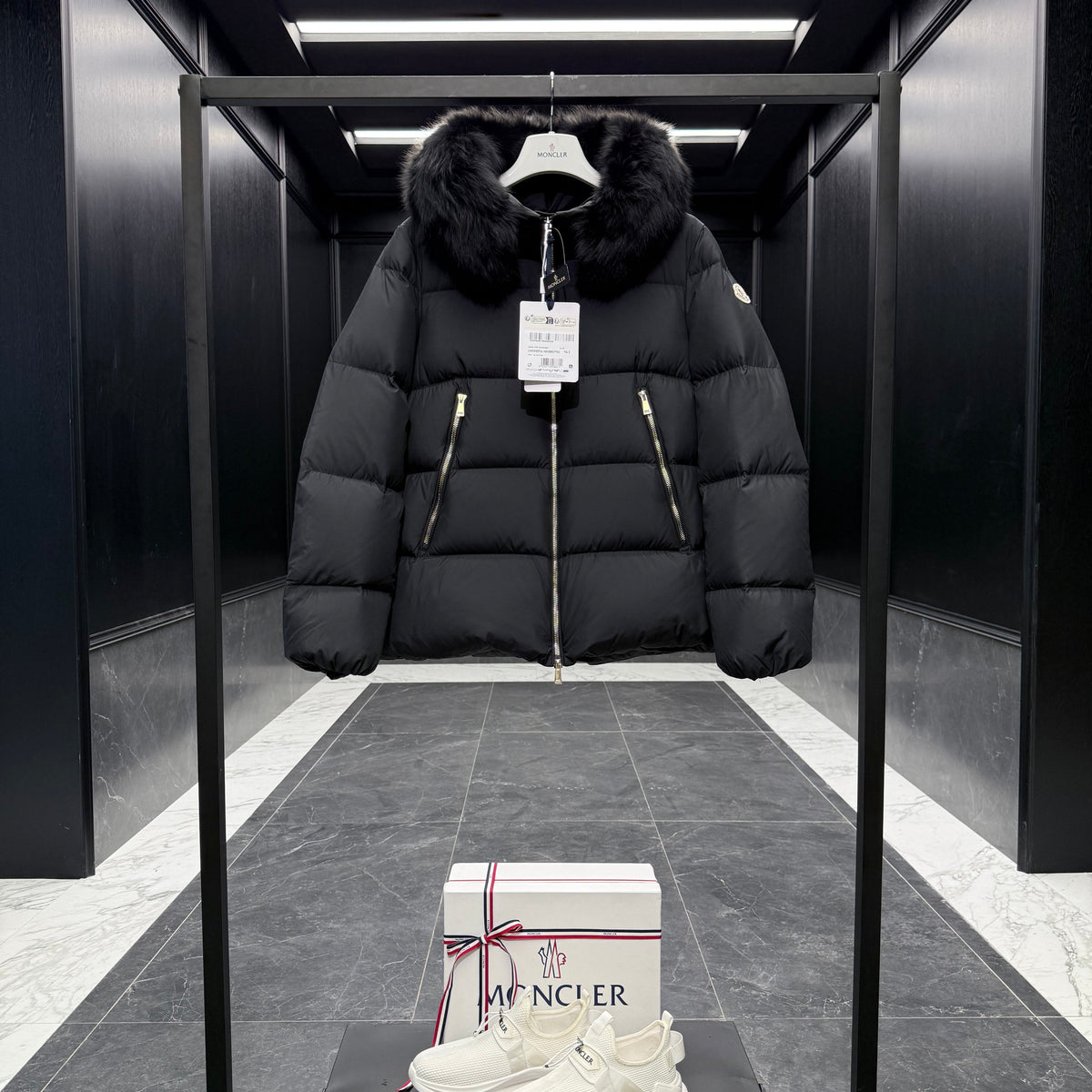 MONC LAICHEFUR JACKET