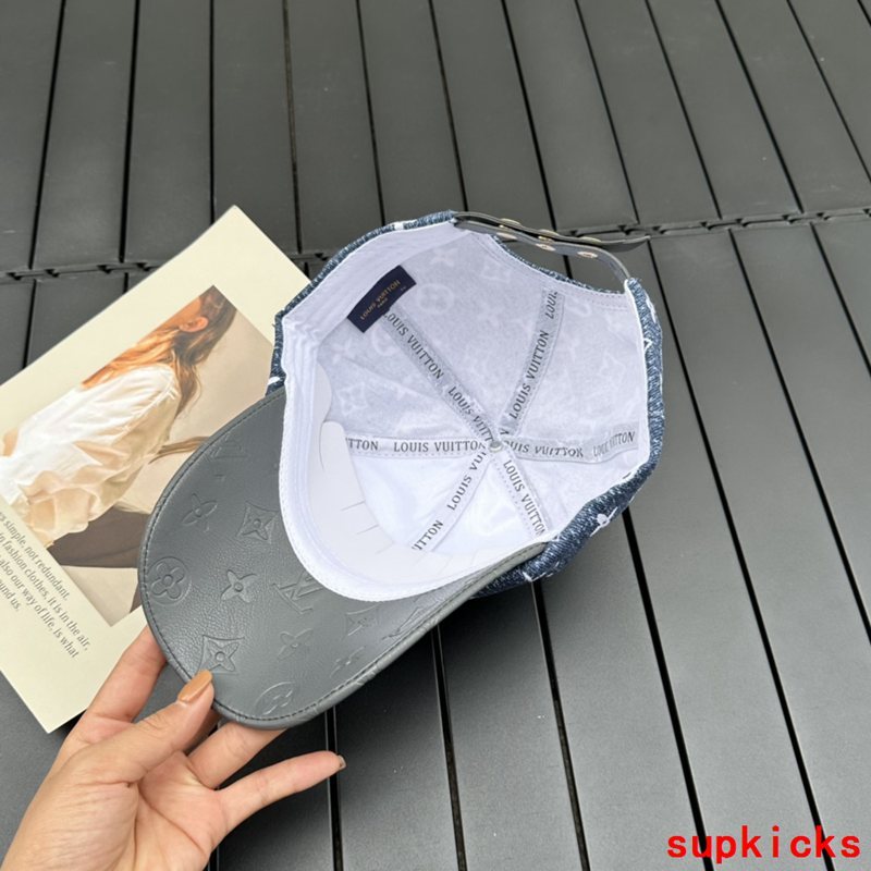Louis Vuitton Luxury Cap