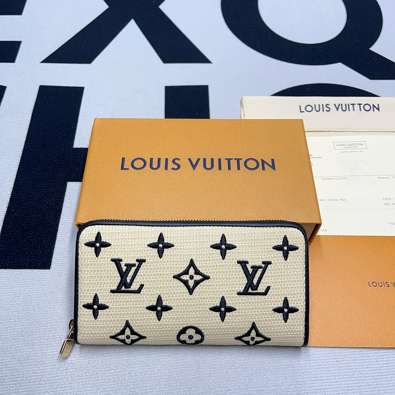 I W Fashion Lu-Vi bags - 8732