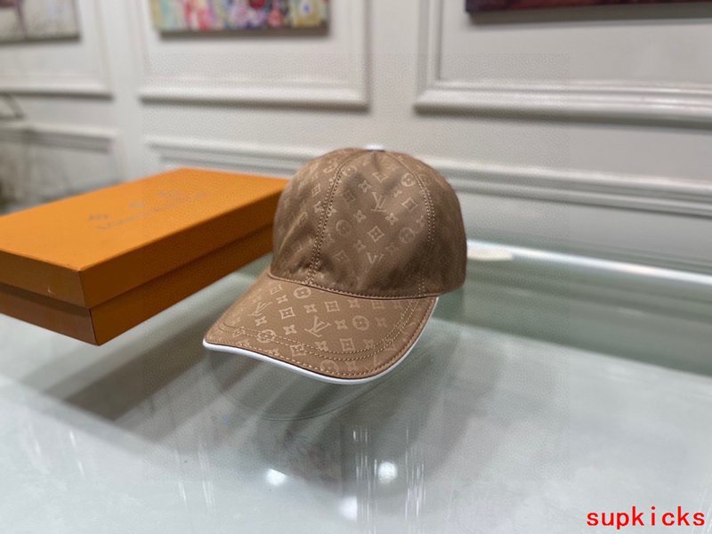 Louis Vuitton Luxury Cap