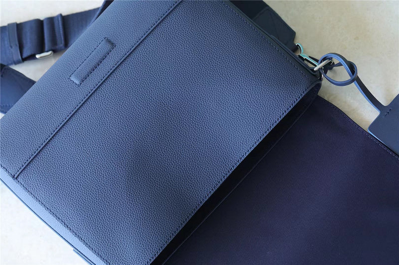 I W Fashion Lu-Vi bags - 10313