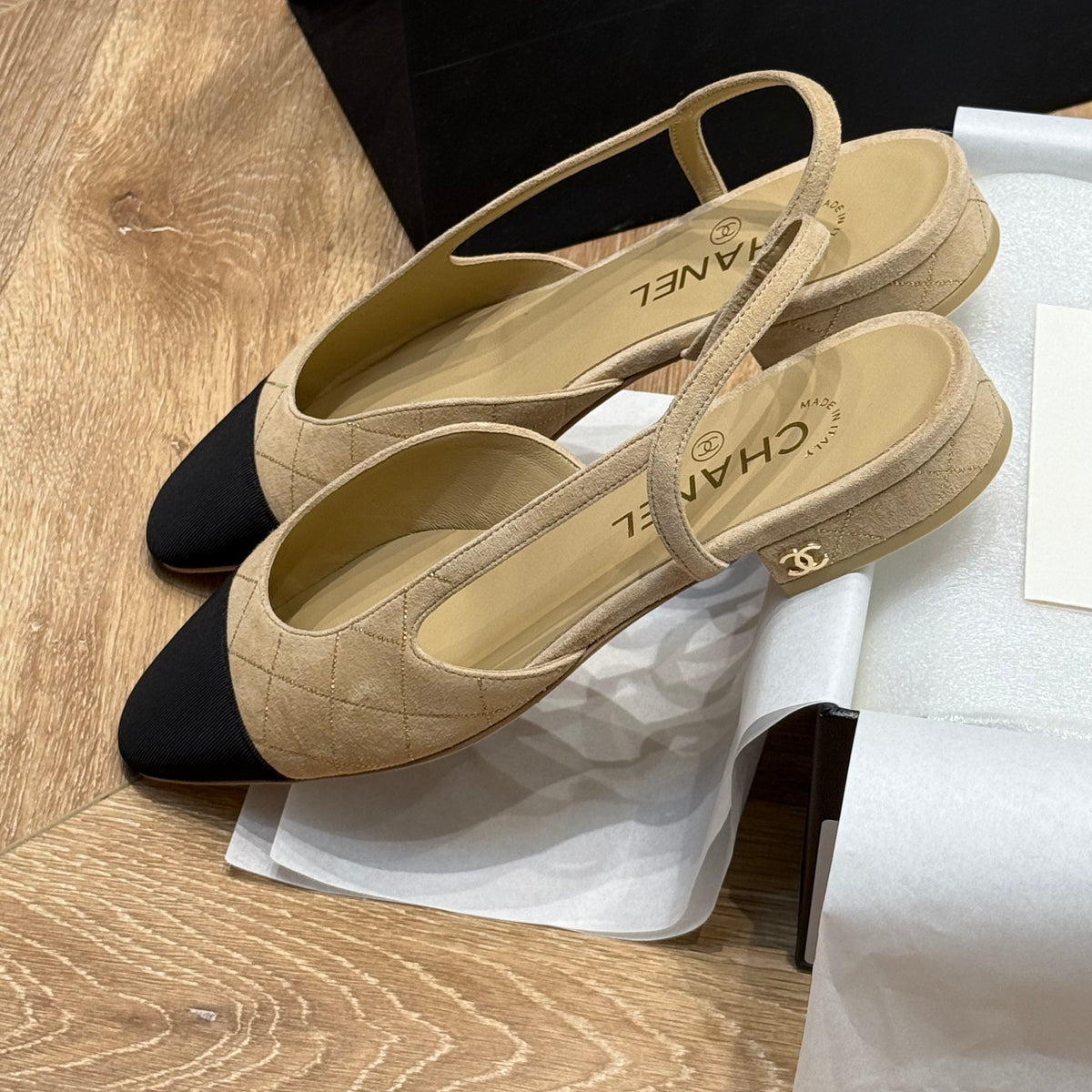 CC SLINGBACK PUMPS