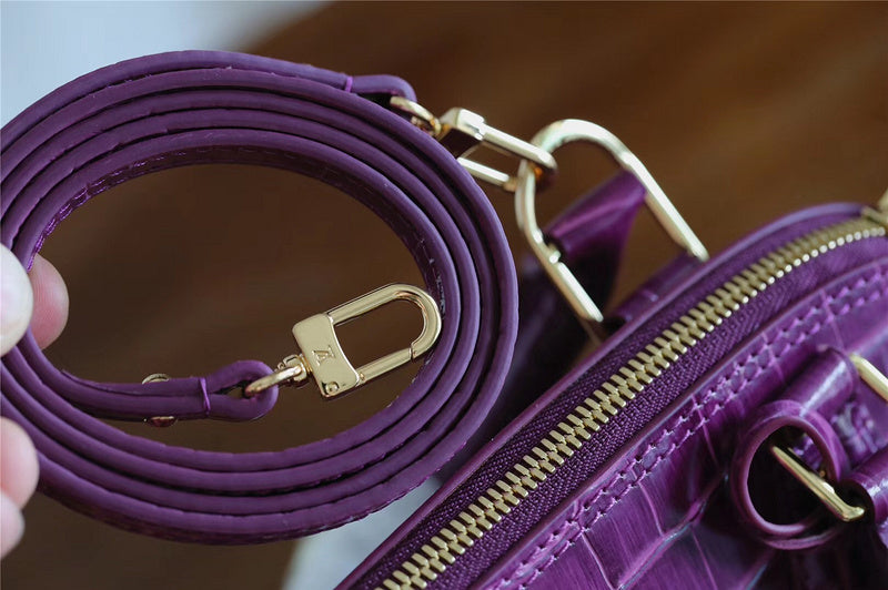 I W Fashion Lu-Vi bags - 8284