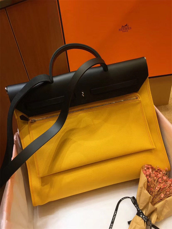 PHA - HMS Bags - 820