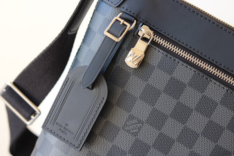 I W Fashion Lu-Vi bags - 17188