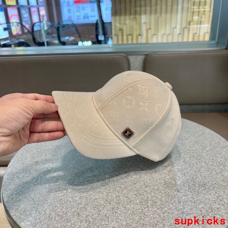 Louis Vuitton Luxury Cap