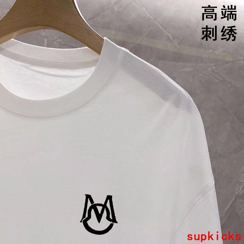 Moncler Luxury Cloth