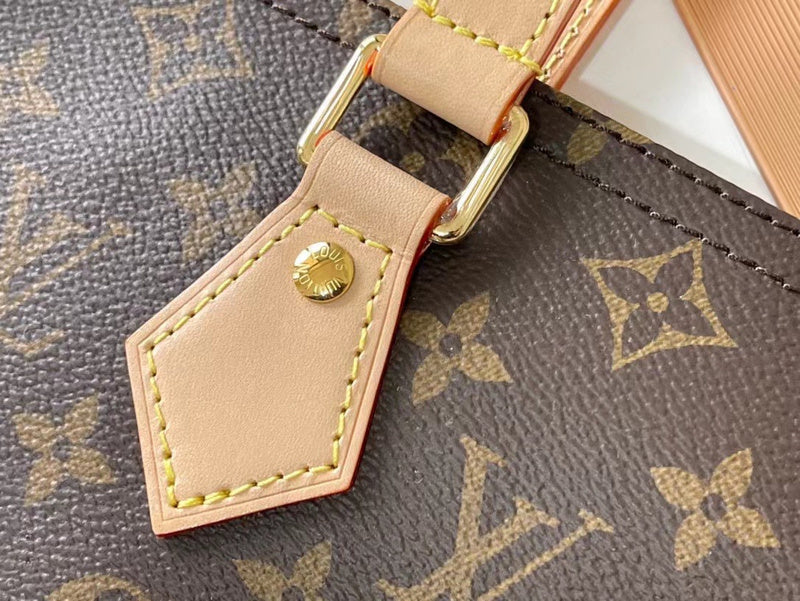 I W Fashion Lu-Vi bags - 17135