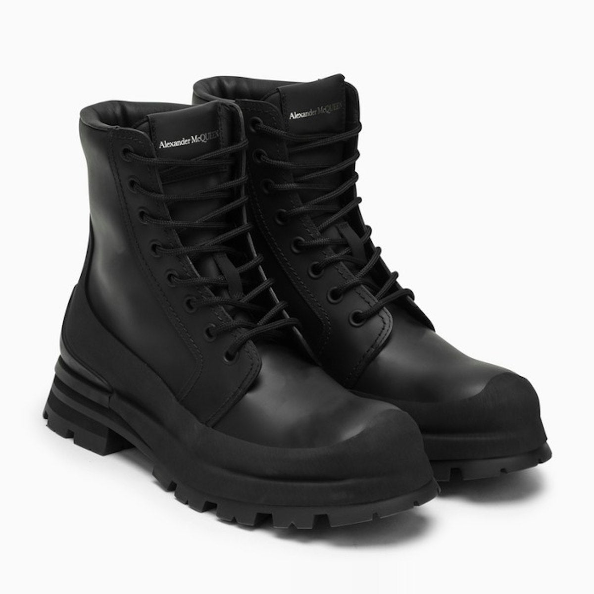 WANDER LEATHER LACE-UP BOOTS