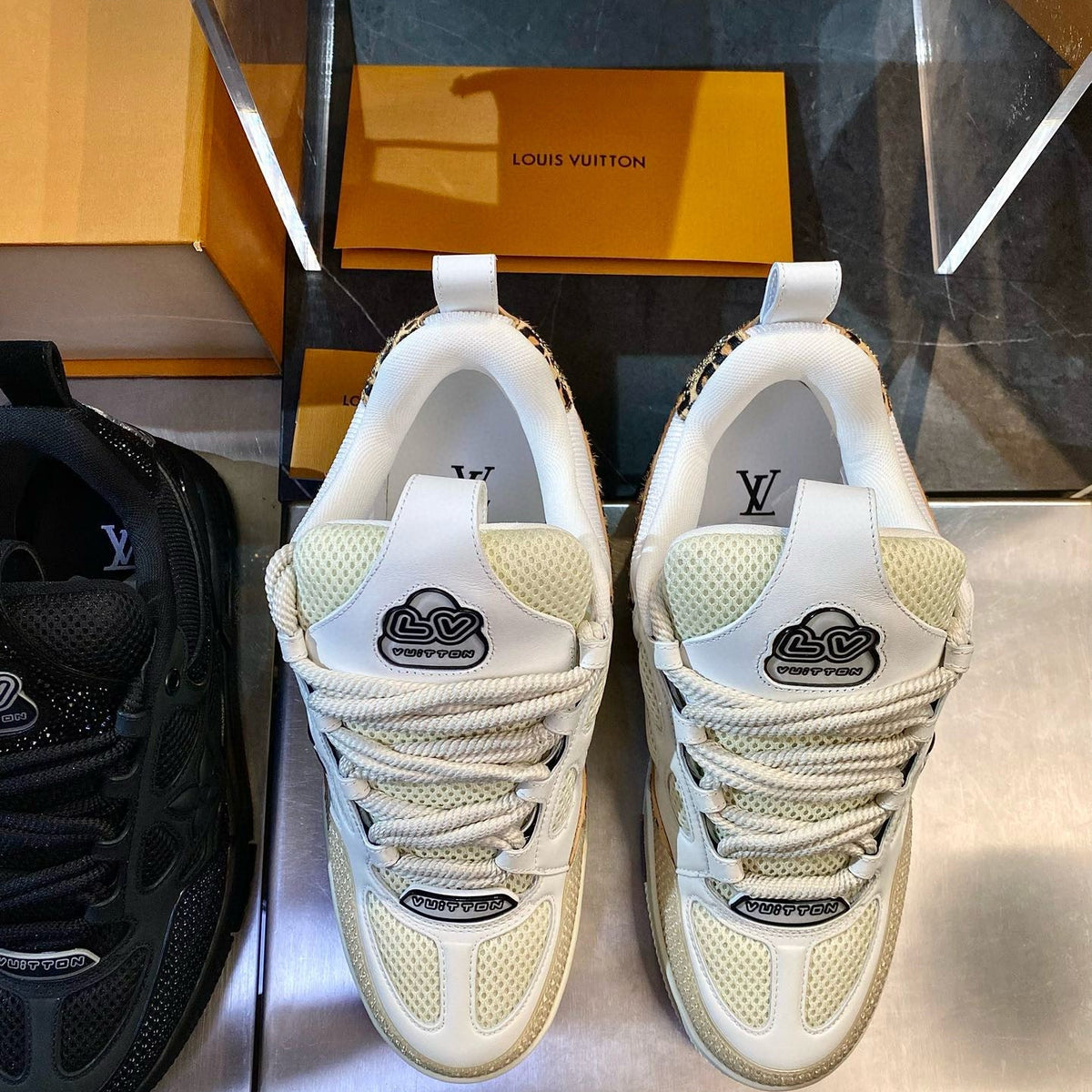 LOU SKATE TRAINERS