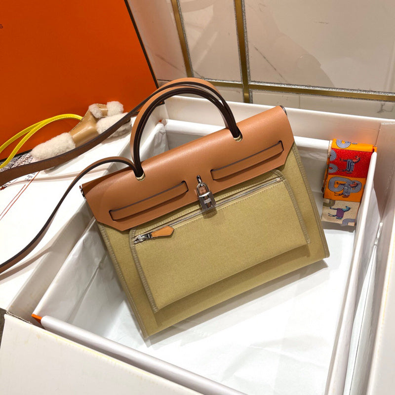 PHA - HMS Bags - 1702