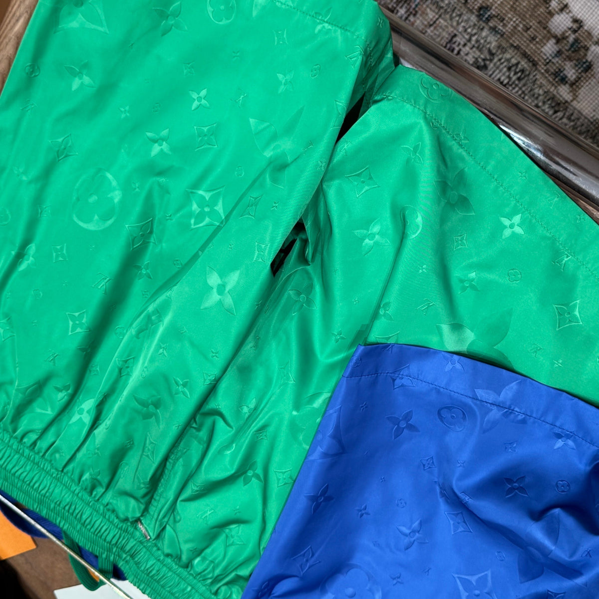 LOU SHORTS