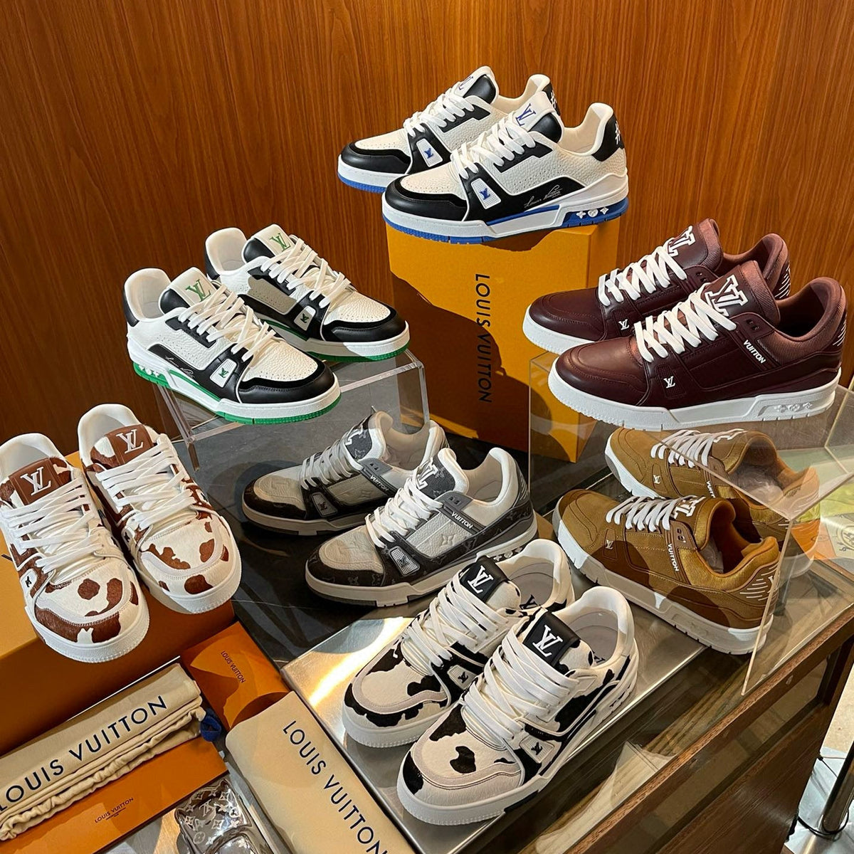 LOU TRAINERS