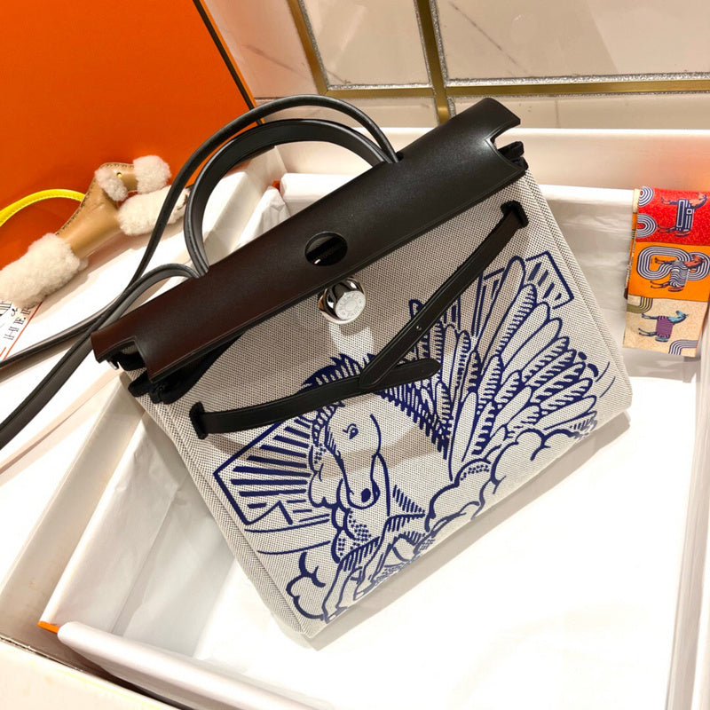 PHA - HMS Bags - 1702