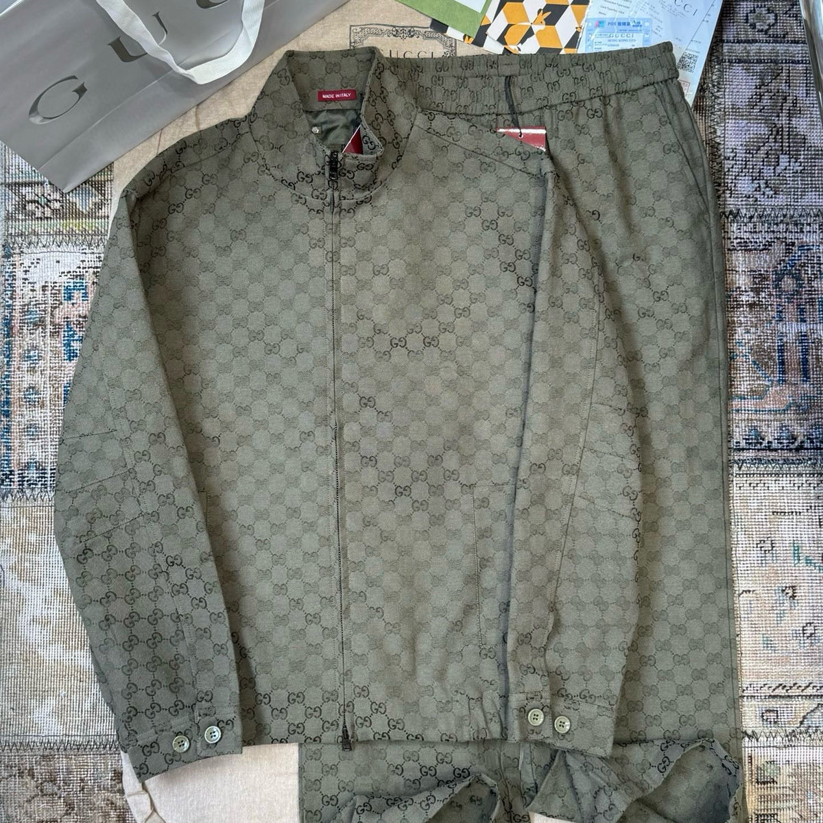 GG BOMBER JACKET