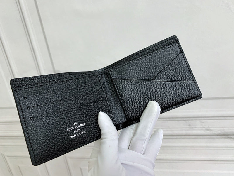 I W Fashion Lu-Vi bags - 17702