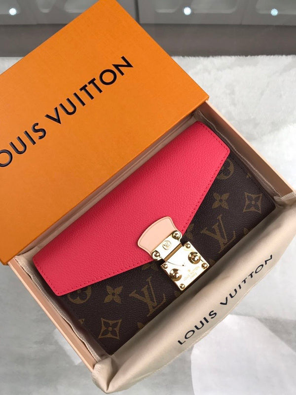 I W Fashion Lu-Vi bags - 9132