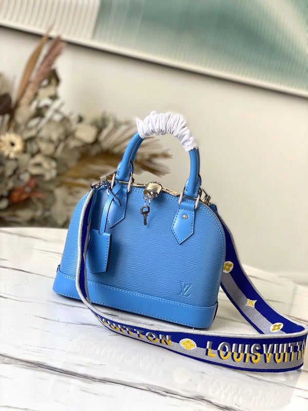 I W Fashion Lu-Vi bags - 17531